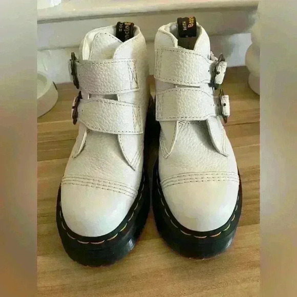 DEVON FLOWER BUCKLE LEATHER PLATFORM BOOTS dr marten’s - Picture 7 of 10